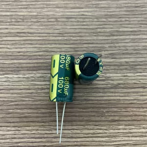 Tụ Hóa 680uF 100V Vàng Xanh 16x30mm